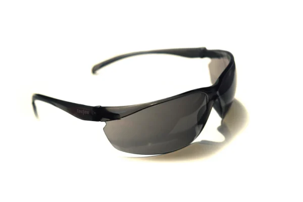 Sunglasses in Smoke tint